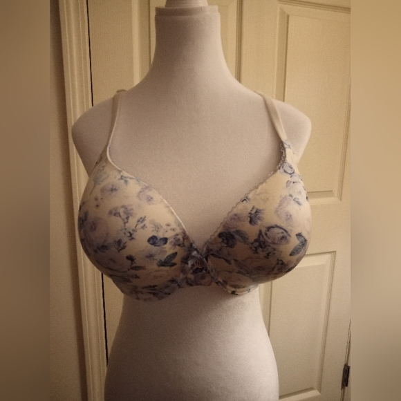VS bra - Picture 1 of 3